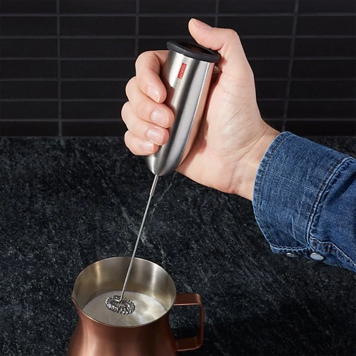 Bodum Schiuma Milk Frother - Image 4