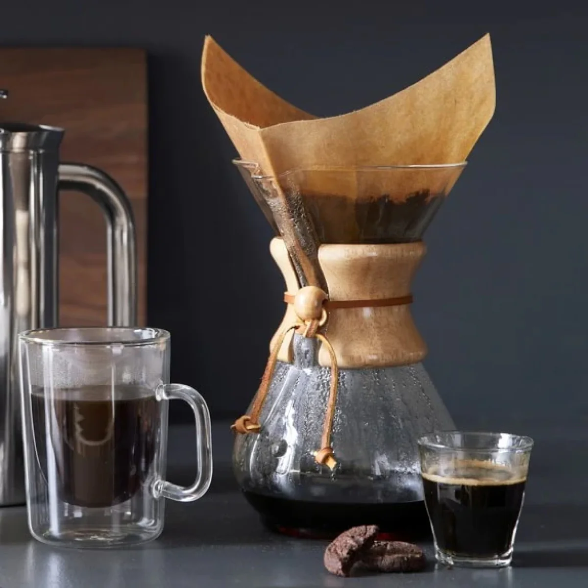 Chemex Classic Pour Over Coffee Maker - Image 6