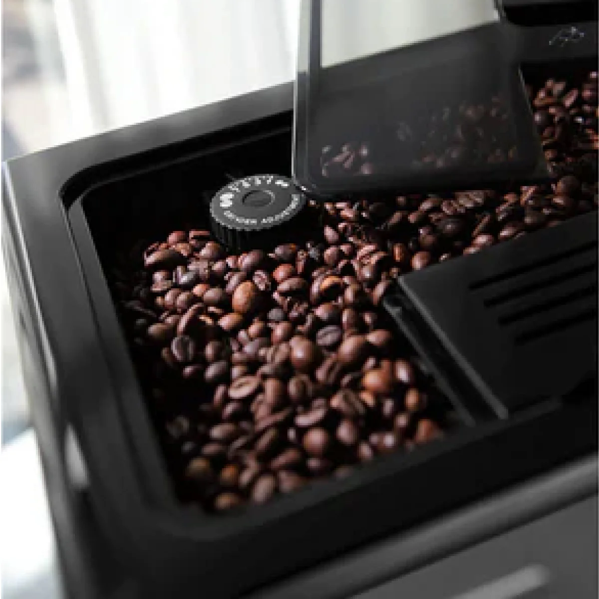 Refurbished - DeLonghi Eletta ECAM45760B Superautomatic Espresso Machine - Black - Image 3