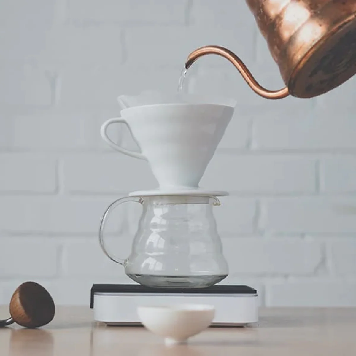 Hario V60 Ceramic Pour Over Coffee Maker - Image 4