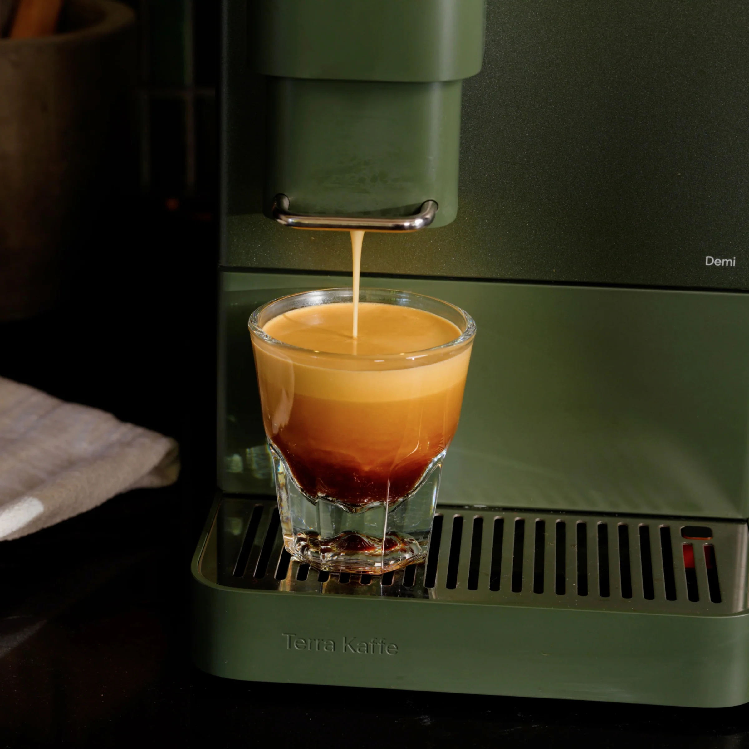 Terra Kaffe Demi Superautomatic Espresso Machine - Image 9